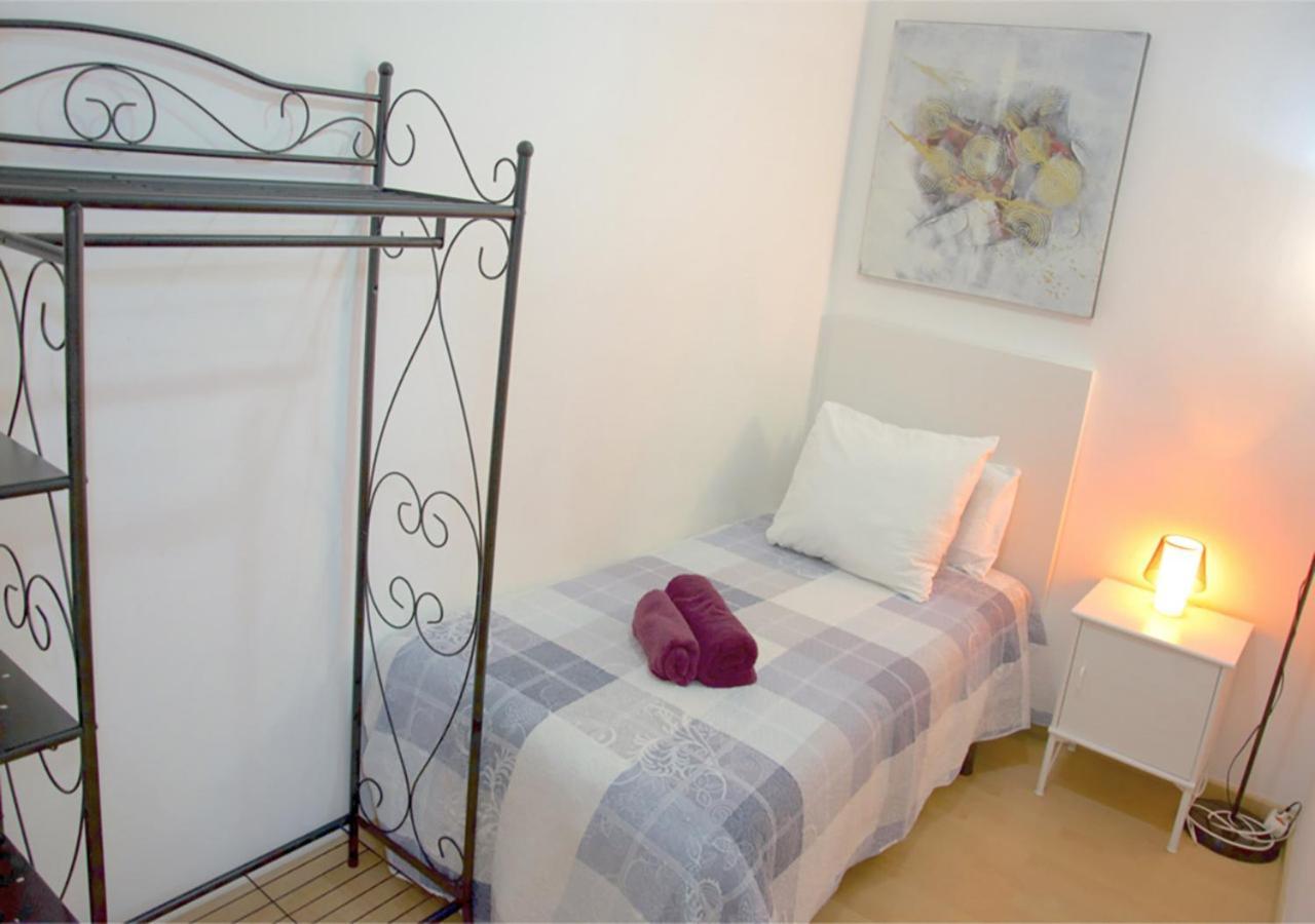 ברצלונה Apartment Carrer D'Olesa מראה חיצוני תמונה