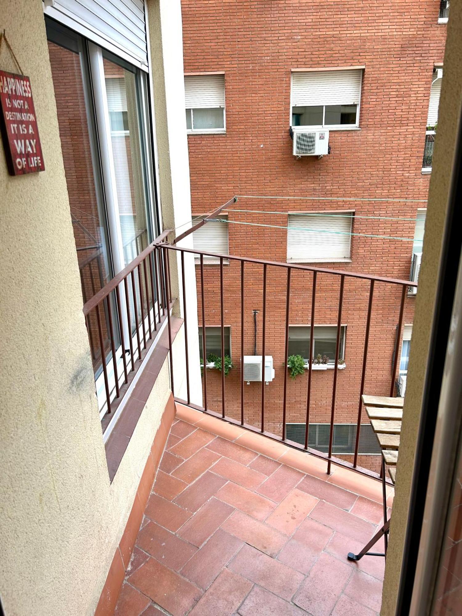 ברצלונה Apartment Carrer D'Olesa מראה חיצוני תמונה