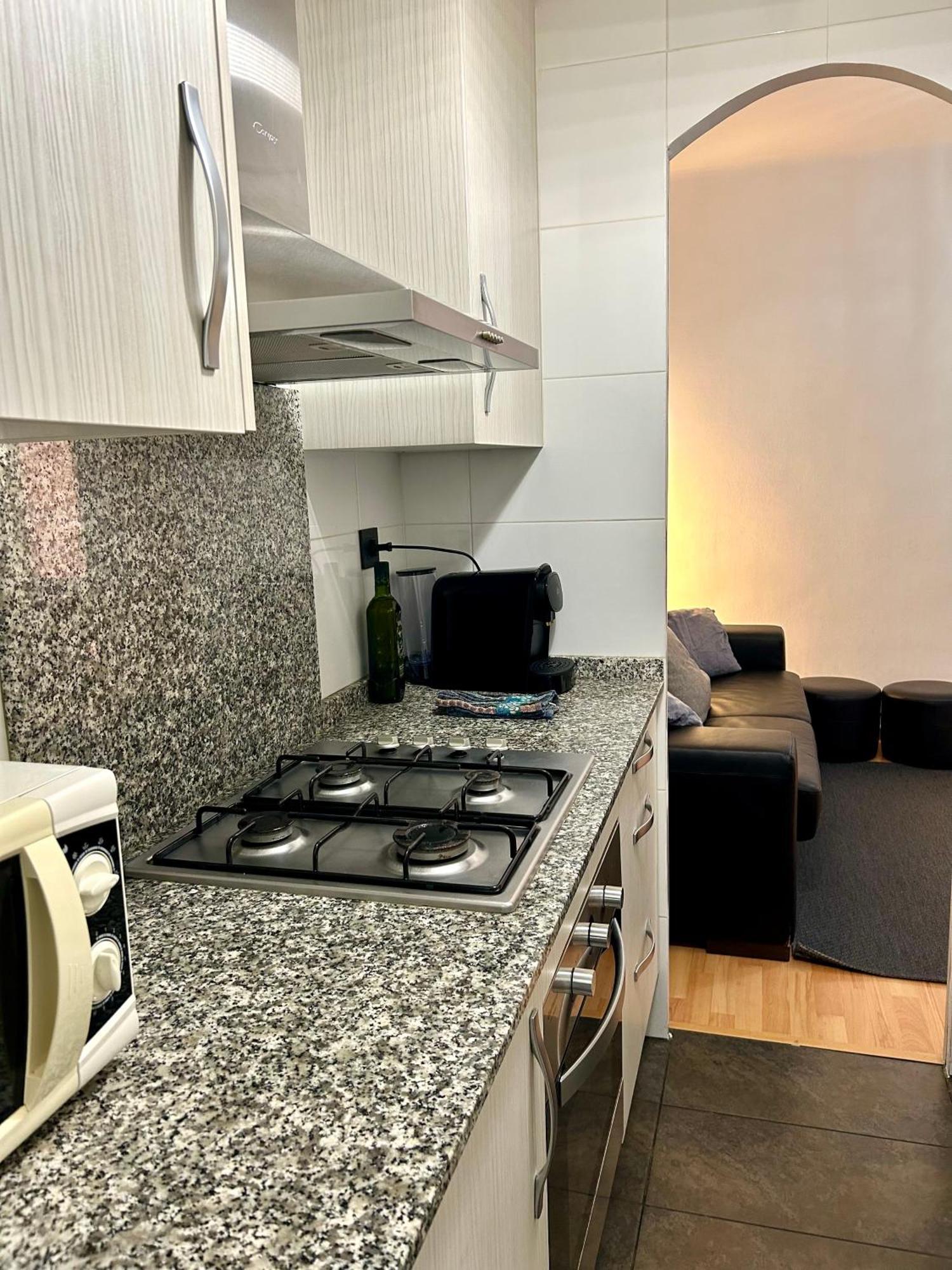 ברצלונה Apartment Carrer D'Olesa מראה חיצוני תמונה