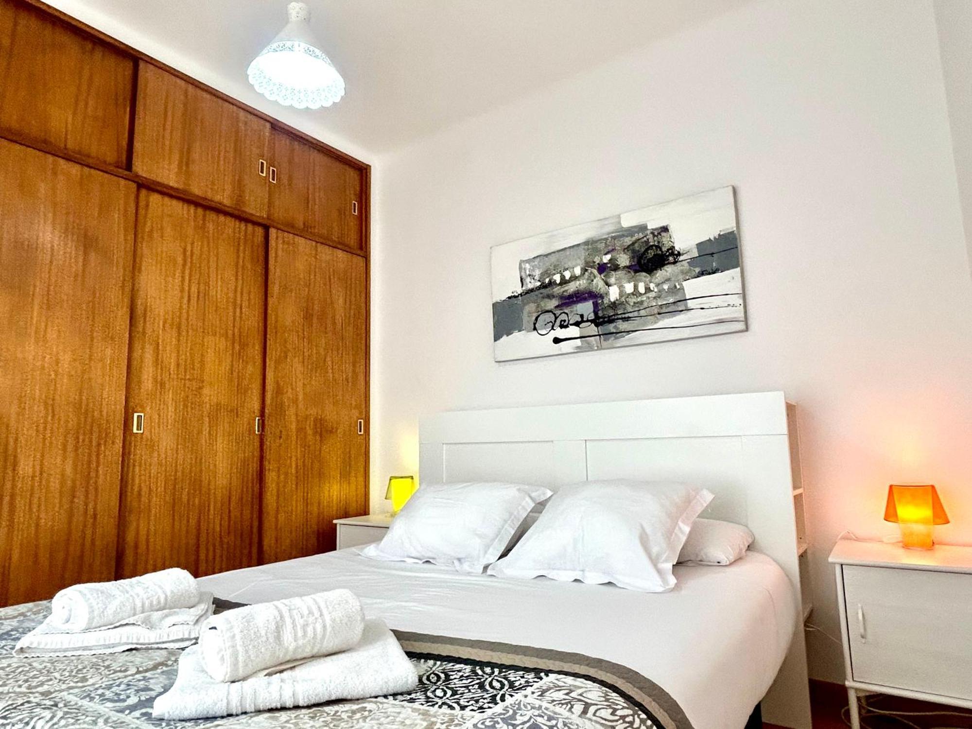 ברצלונה Apartment Carrer D'Olesa מראה חיצוני תמונה