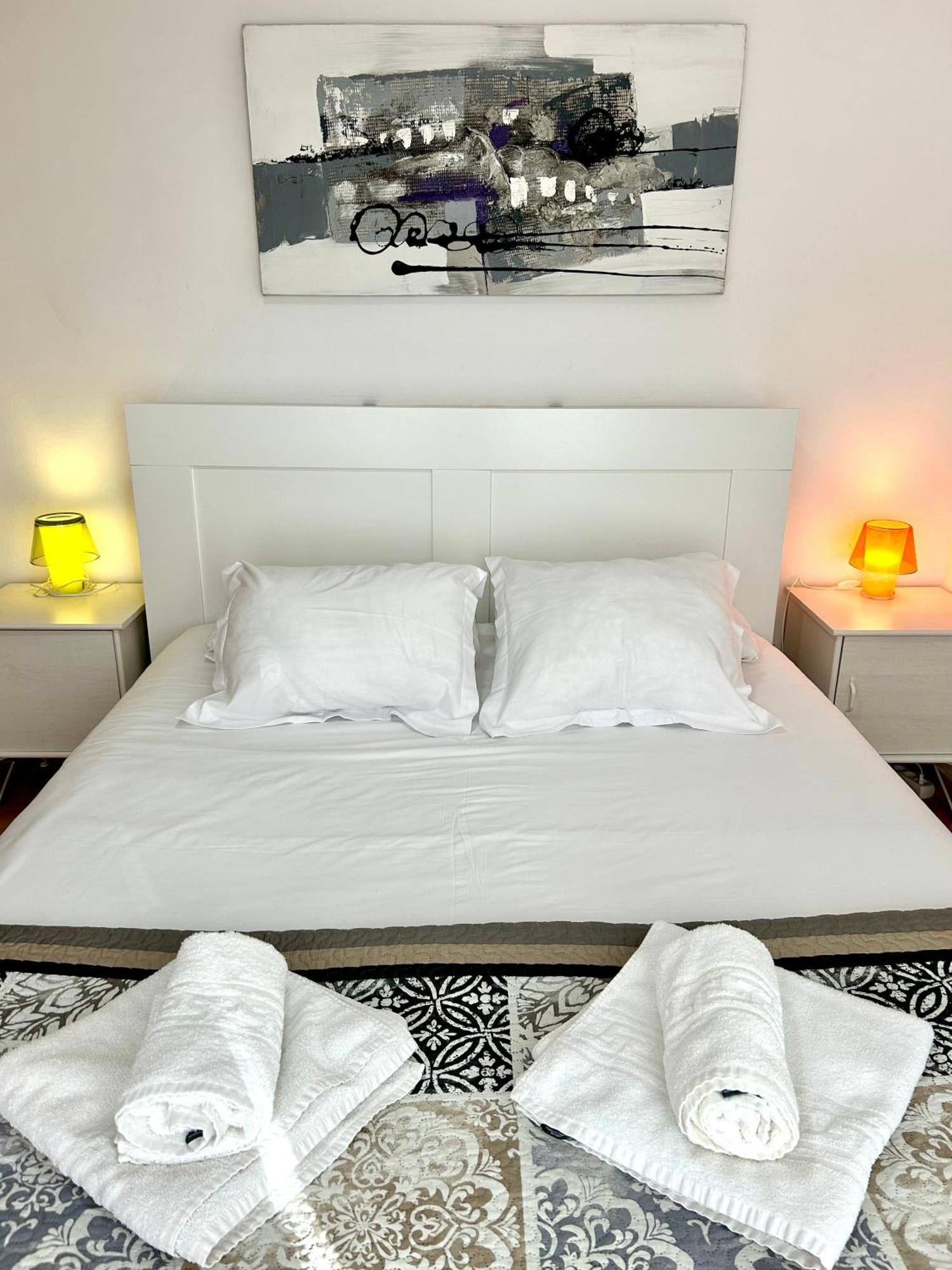 ברצלונה Apartment Carrer D'Olesa מראה חיצוני תמונה