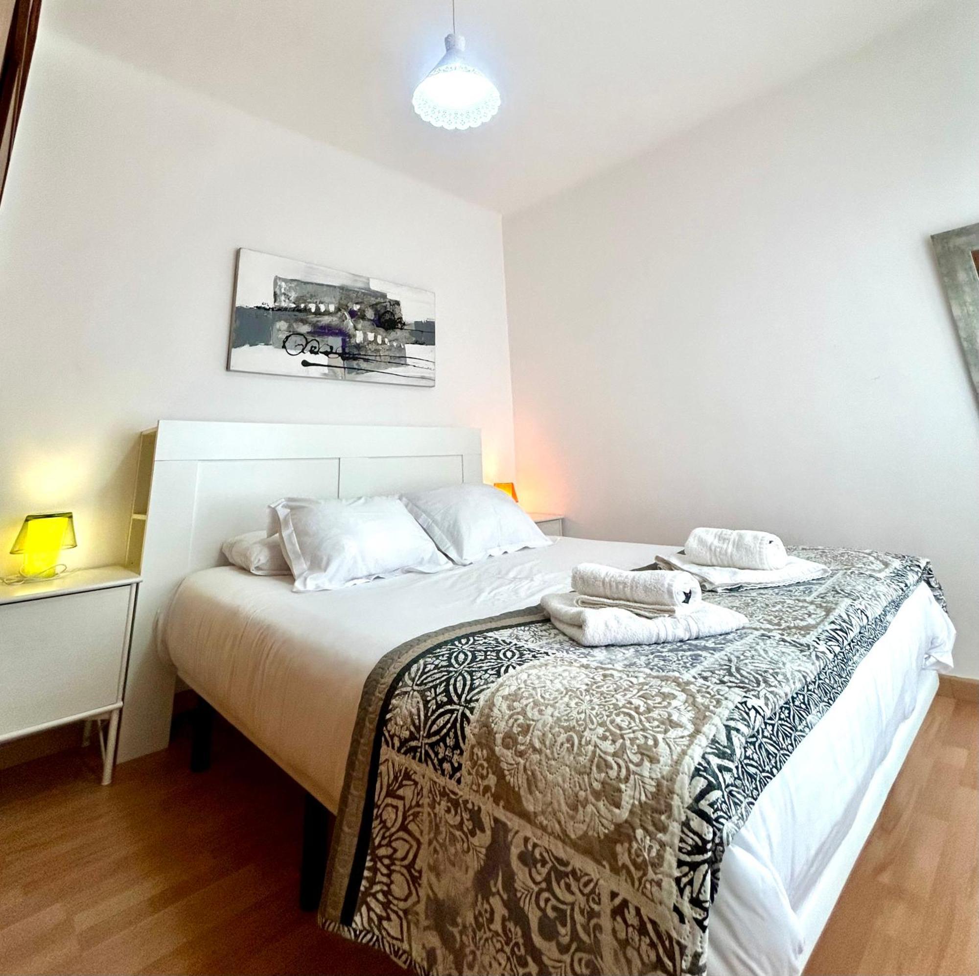 ברצלונה Apartment Carrer D'Olesa מראה חיצוני תמונה